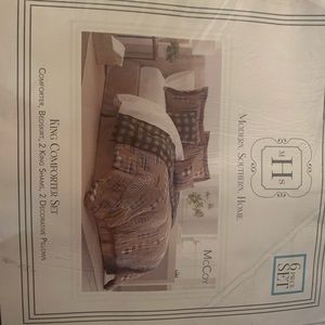 Brand new 6 pc. wilderness deer comforter set